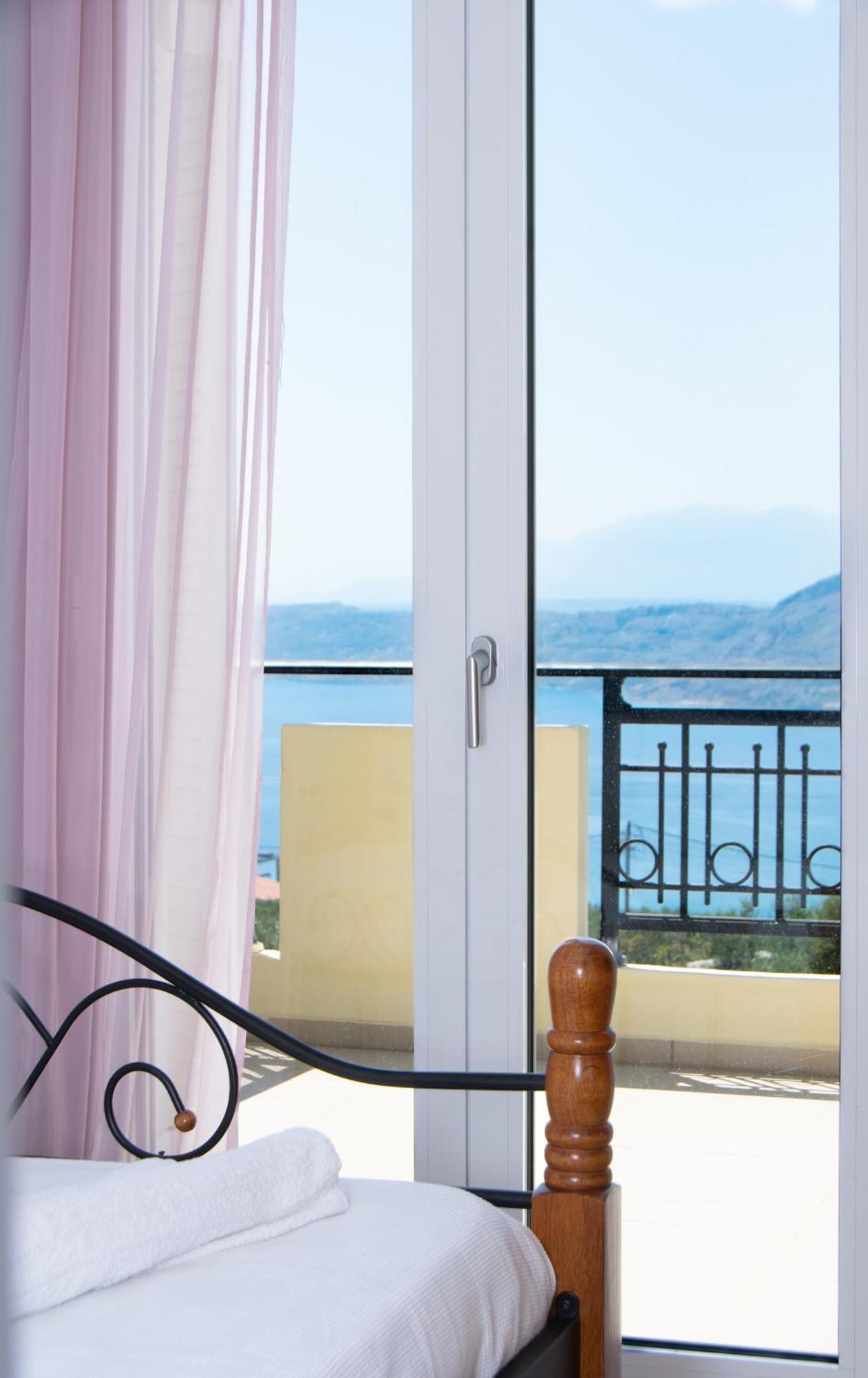 Souda Bay View With Private Pool Near Chania City Eksteriør bilde